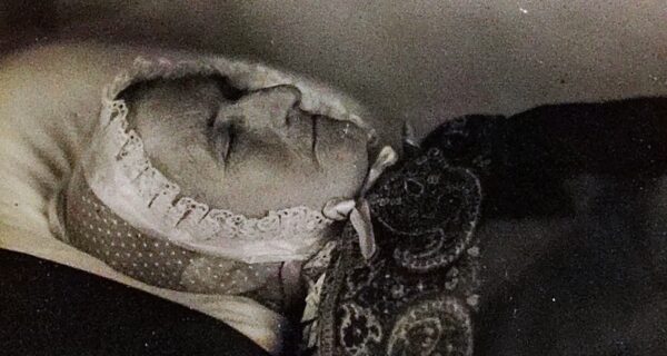 O que significa sonhar com gente morta